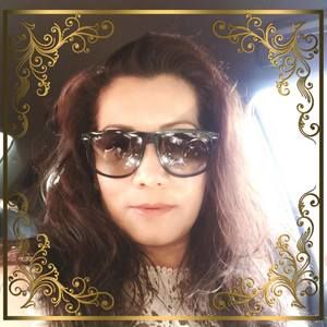 Meet your Posher, Roselyn